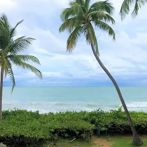  Apartment Beachfront Getaway For Two!